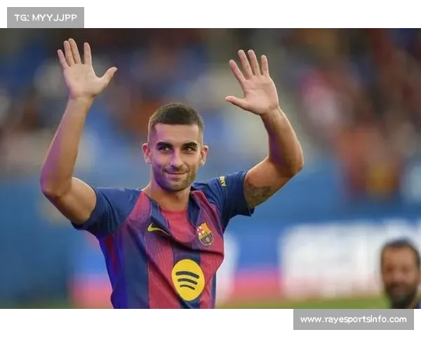 费兰-托雷斯弧线球折射入网，巴萨半场四球领先